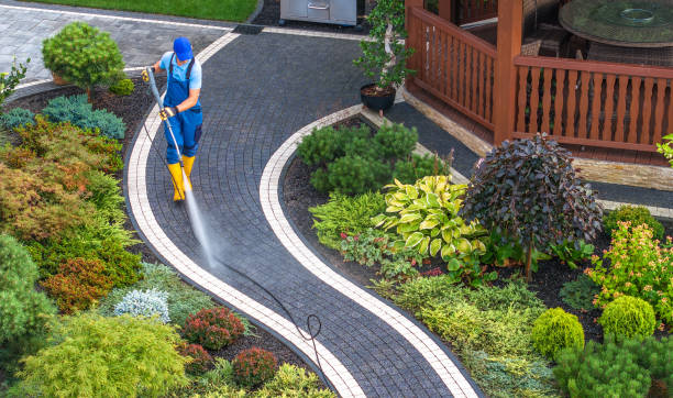 Best Commercial Pressure Washing  in Crestwood Village, NJ